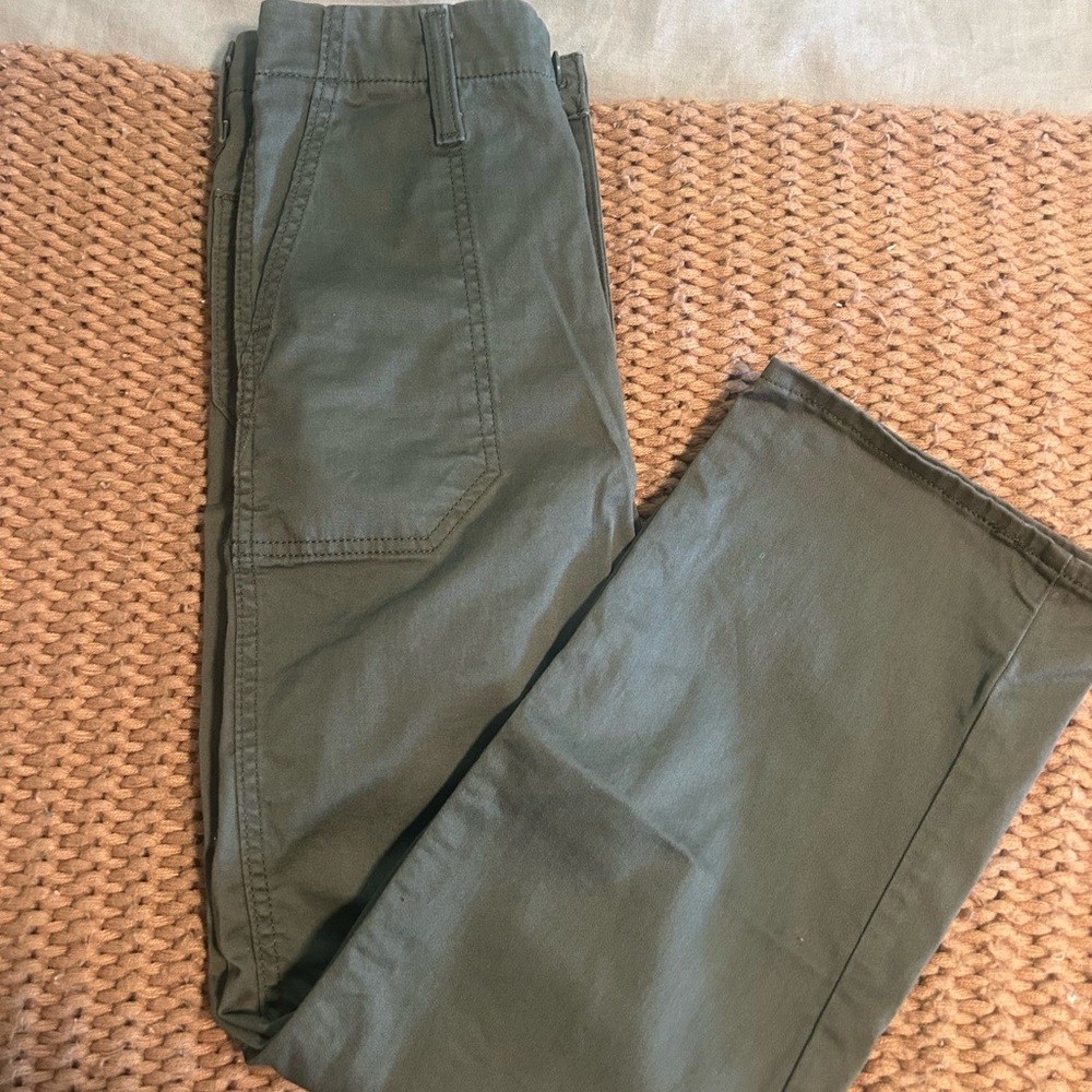 High Waisted Cropped Cargo pants